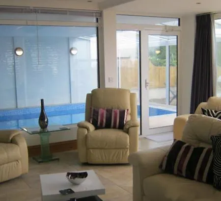 Love Lane * וויטבי