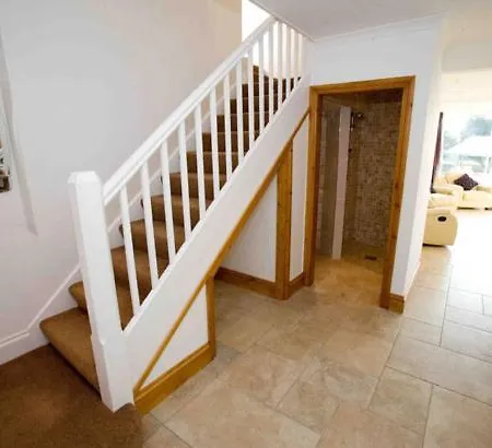 Love Lane * וויטבי